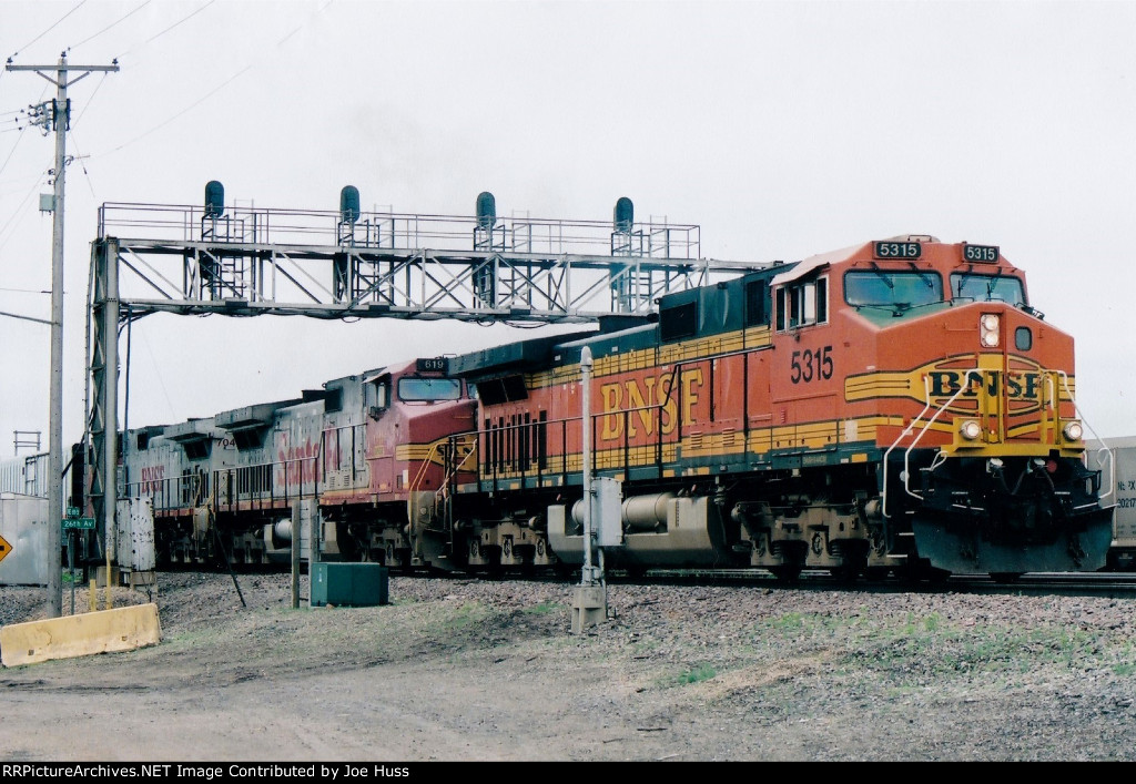 BNSF 5315 West